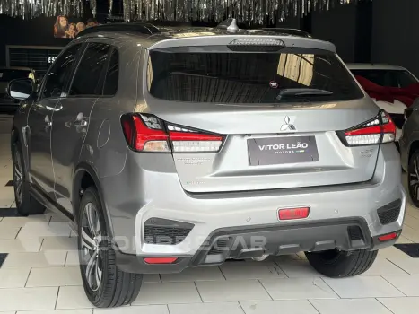OUTLANDER 2.0 MIVEC FLEX SPORT HPE AWD AUTOMÁTICO