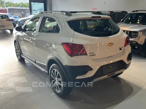 ONIX 1.4 MPFI ACTIV 8V FLEX 4P AUTOMATICO