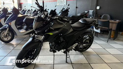 FZ25 ABS