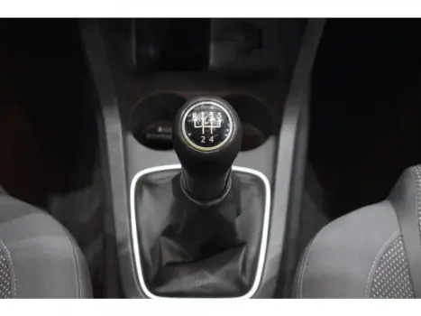 FOX - 1.0 MI 8V 4P MANUAL