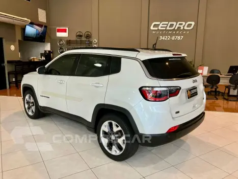 Compass 2.0 16V 4P LONGITUDE FLEX AUTOMÁTICO