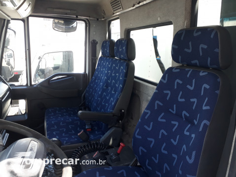 IVECO Iveco tector 240e25 2 portas