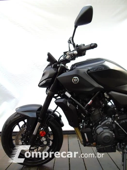 YAMAHA MT-07 CONNECTED ABS