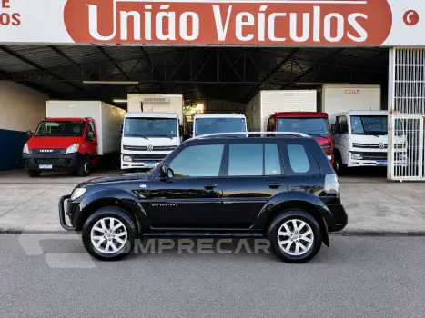 Mitsubishi PAJERO 2.0 TR4 4X4 16V 4 portas