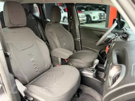 Renegade Sport T270 1.3 TB 4x2 Flex Aut.