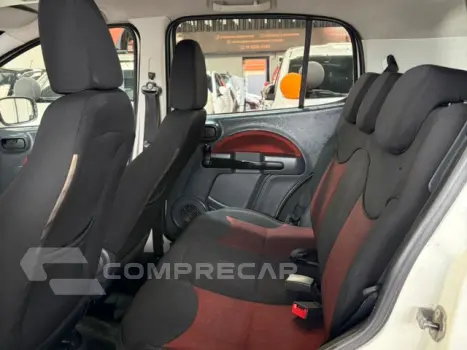 UNO - 1.4 SPORTING 8V 4P MANUAL