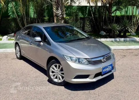 Honda CIVIC LXS AT 4 portas