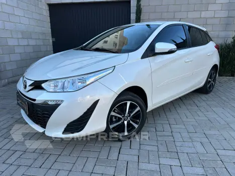 Toyota YARIS 1.3 16V FLEX XL LIVE MULTIDRIVE 4 portas