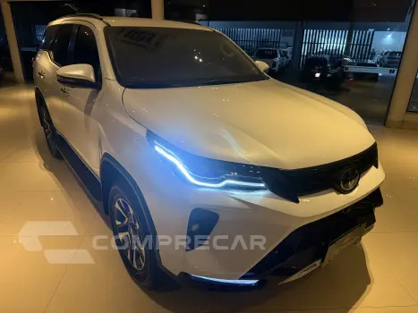 HILUX SW4 2.8 D-4d Turbo SRX Platinum 7L 4X4