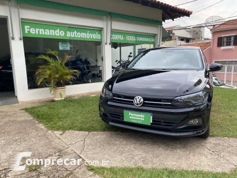 Volkswagen POLO 1.0 200 TSI Comfortline 4 portas