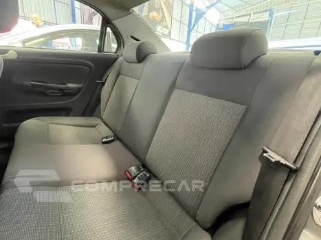 VOYAGE 1.0 MI 8V FLEX 4P MANUAL