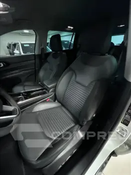 COMMANDER 1.3 T270 TURBO FLEX LIMITED AT6
