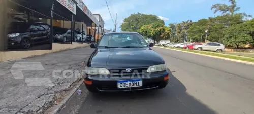 Toyota COROLLA 1.8 LE 16V 4 portas