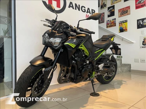 Z900