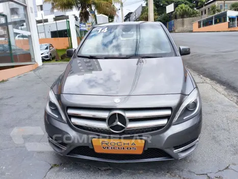 B 200 1.6 4P TURBO AUTOMÁTICO