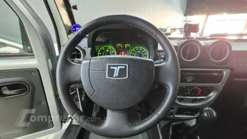 T-4 4x4 3.0 TB Int. Cap. Rígida Diesel