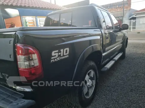 S10 2.4 MPFI Executive 4X2 CD 8V
