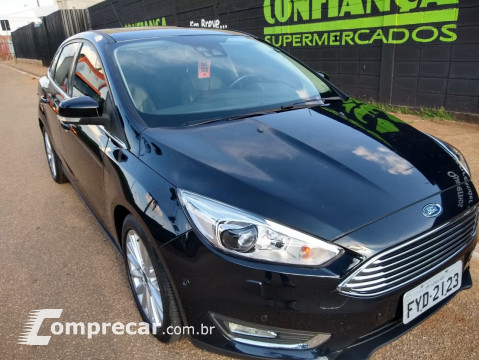 FORD Focus  2.0 Titanium Plus 4 portas