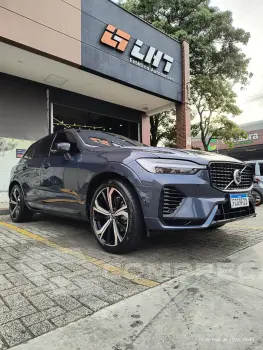 XC60 2.0 T8 Recharge Ultimate Dark AWD Geartronic