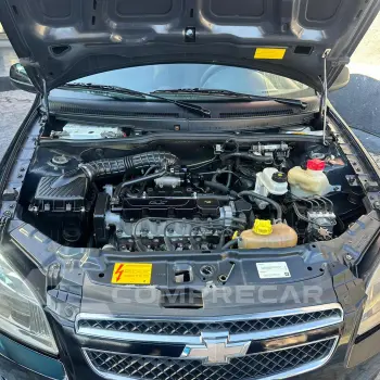 CELTA 1.0 MPFI LT 8V