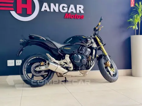 CB 600F HORNET