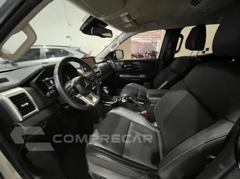 TRITON 2.4 Biturbo CD Hpe-s 4X4