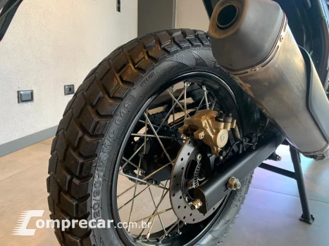 HIMALAYAN  411 EFI