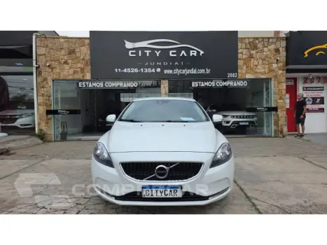 Volvo V40 2.0 T4 KINETIC GASOLINA 4P AUTOMÁTICO 4 portas