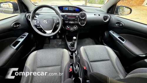 ETIOS 1.5 XS Sedan 16V