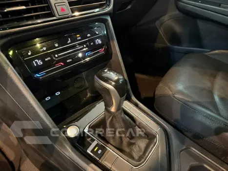 Taos 1.4 250 Tsi Total Flex Highline Automático