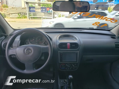 Corsa 1.8