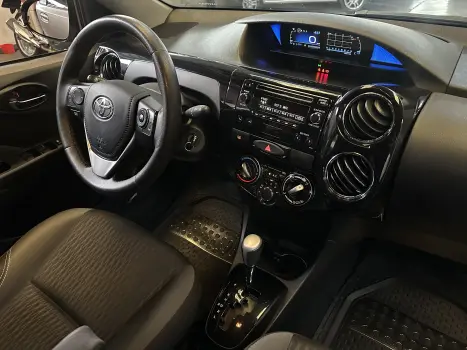 ETIOS 1.5 X Plus Sedan 16V