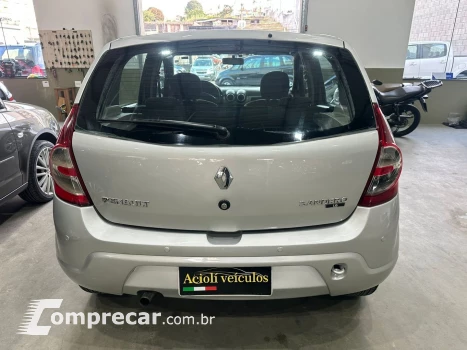 Sandero 1.6 EXPRESSION 8V FLEX 4P MANUAL