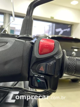 Xmax 250 ABS