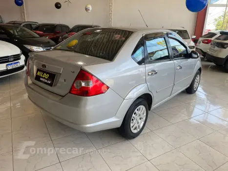 FIESTA 1.6 MPI Class Sedan 8V