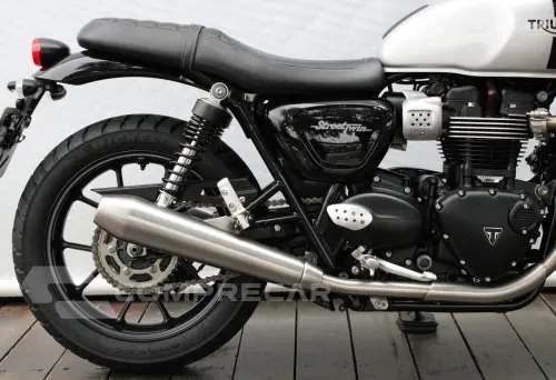 TRIUMPH STREET TWIN