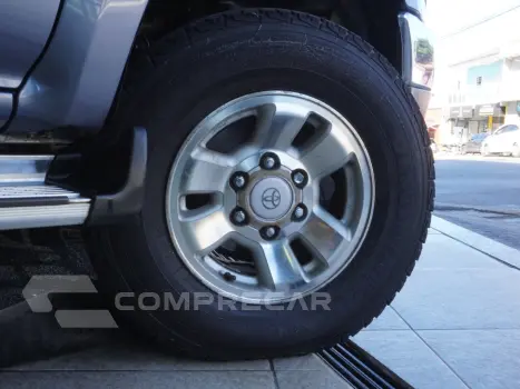 HILUX SW4 2.7 4X4 16V GASOLINA 4P MANUAL
