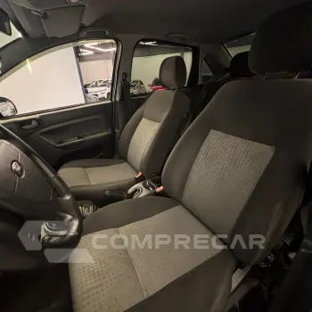 Fiesta Sedan 1.0 8V Flex 4p