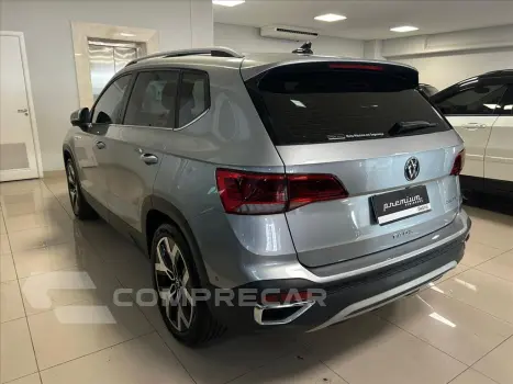 TAOS 1.4 250 TSI TOTAL FLEX HIGHLINE AUTOMÁTICO