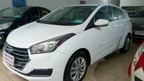 Hyundai HB20S 1.6 COMFORT PLUS 16V FLEX 4P AUTOMATICO 4 portas