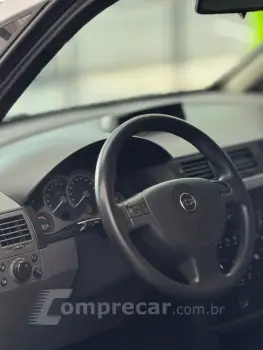 MERIVA 1.8 MPFI Premium 8V