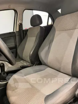 VOYAGE 1.6/1.6 City  Mi Total Flex 8V 4p