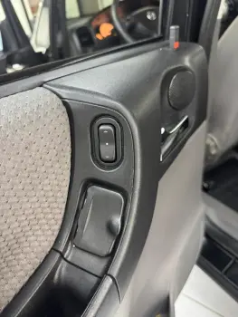 ZAFIRA 2.0 MPFI Expression 8V