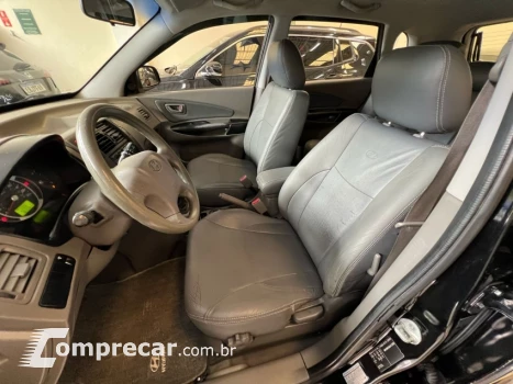 TUCSON 2.0 MPFI GL 16V 2WD