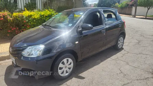 Toyota ETIOS 1.5 XS 16V 4 portas