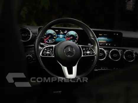 A 250 2.0 CGI Sport 7g-dct