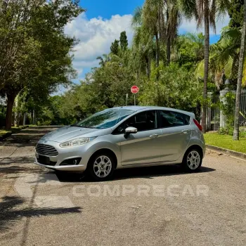 FORD FIESTA 1.5 SE Hatch 16V 4 portas