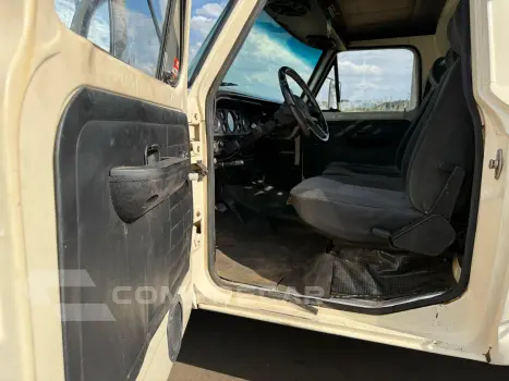 F-1000 3.9 Super Serie 4X2 CS 8V Turbo