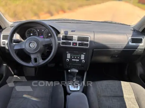 BORA 2.0 MI 8V FLEX 4P AUTOMÁTICO