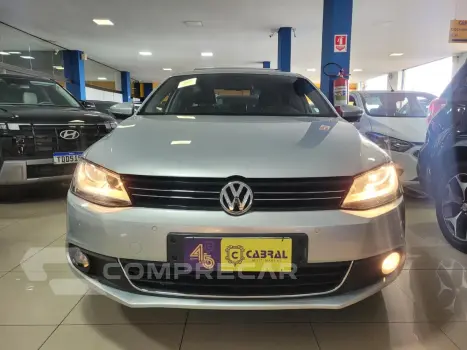 JETTA Highline 2.0 TSI 16V 4p Tiptronic